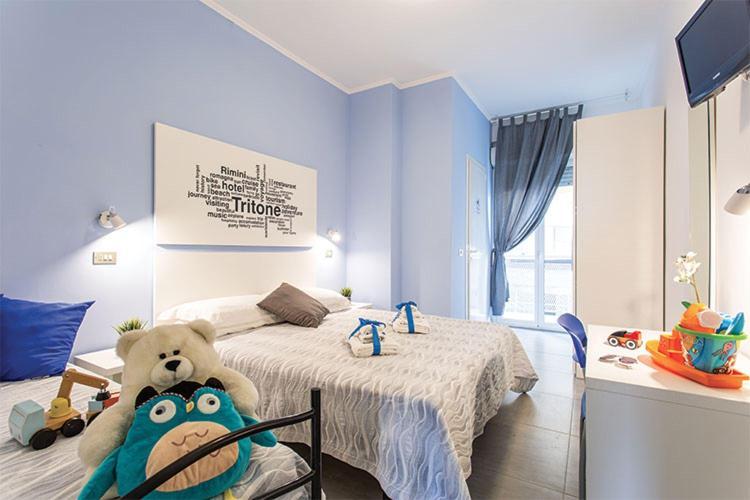 Hotel Tritone リミニ エクステリア 写真